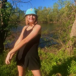 Meet your Posher, Katelyn